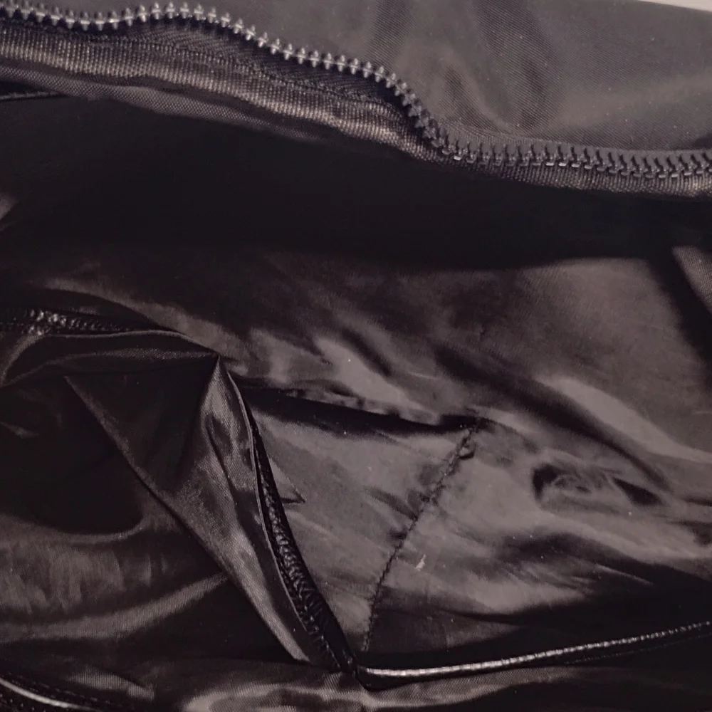 Tommy Bahama Mens One Size Crossbody Duffle Bag Black